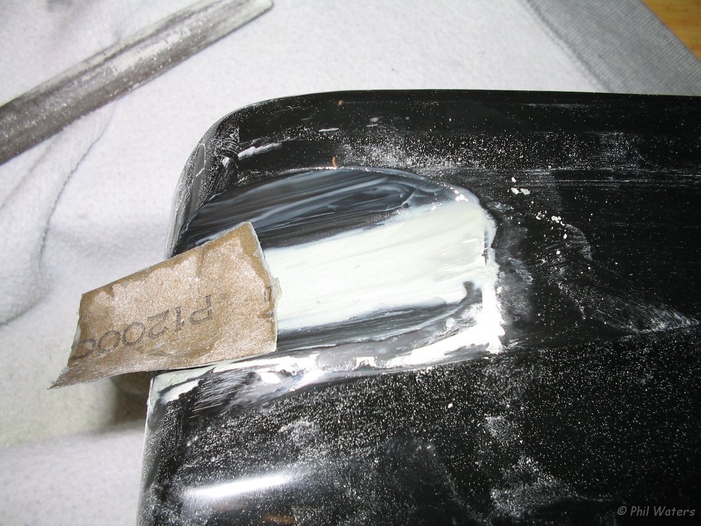 31-01-04 Airbox - Flatting back filler 1.JPG - Creating a wider cutout for the cluch cable in the airbox